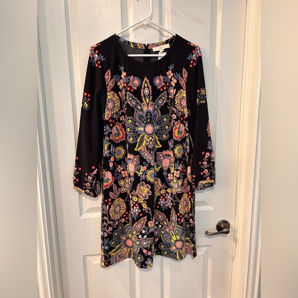 LOFT; NWT Paisley long sleeve dress; size M